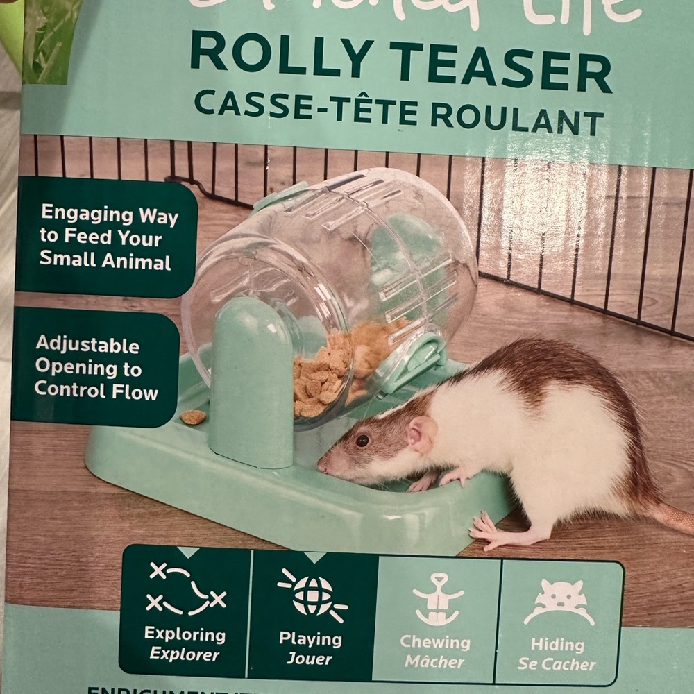Oxbow Rolly Teaser for Small Pets. - Picture 2 of 7